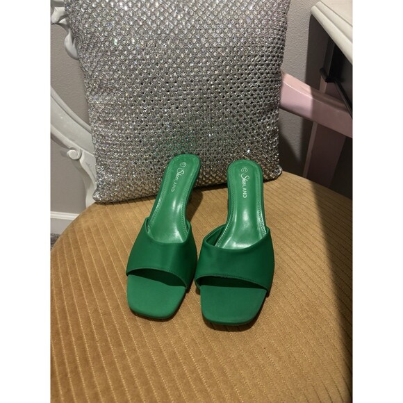 Shoe Land Low Heels Stiletto Heeled Slides, Open Toe One Band Slip-On Heeled - Picture 5 of 9